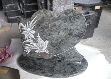 China Forma vertical del corazón de la piedra sepulcral y del monumento con la talla de la sombra de la paloma proveedor