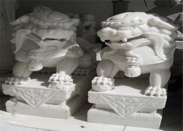 China Escultura blanca del león del mármol del jade, color modificado para requisitos particulares esculturas animales de piedra proveedor