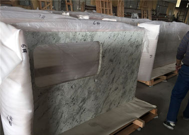 China Servicio precortado de las encimeras de piedra prefabricadas grandes del granito para la decoración de la cocina proveedor