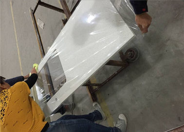 China La vanidad prefabricada del cuarto de baño del cuarzo blanco artificial del grano remata el material ambiental proveedor