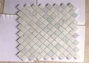 China 12&quot;” superficie pulida blanca de Carrara de mosaico del mármol X24 de la linterna de piedra de la teja proveedor